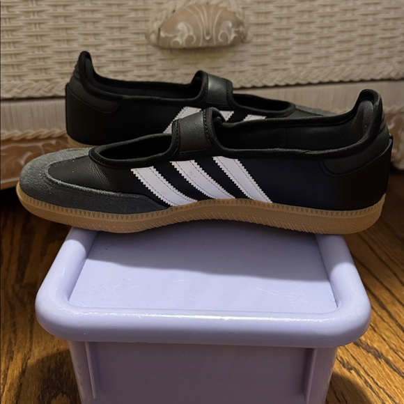 Adidas Black & White Samba Jane Sneakers Size 9 - Picture 10 of 11